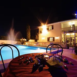 Aurora 3* Pula
