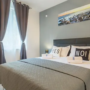 Guest house Sea & Sun With Private Parking Zadar